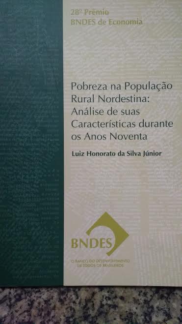 Pobreza Na Populacao Rural Nordestina: Analise De Suas Caracteristicas Durante Os Anos Noventa