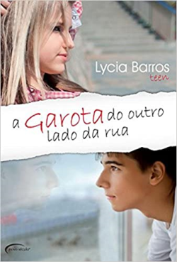 A Garota Do Outro Lado Da Rua
