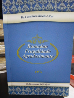 Ramadan Frugalidade Agradecimento