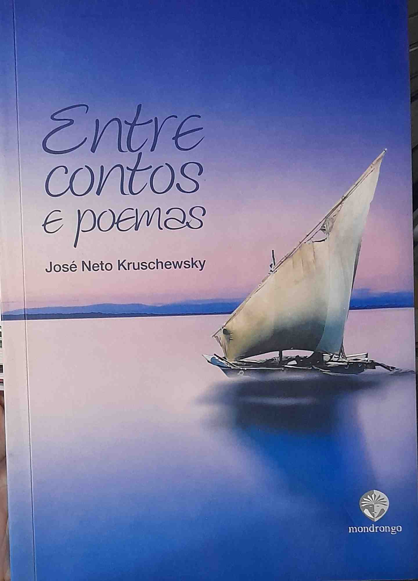 Entre Contos E Poemas