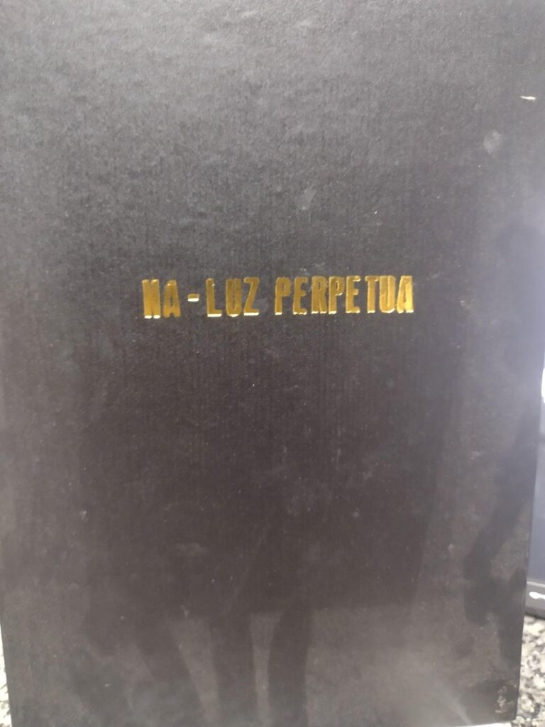 na luz perpetua v.02 - reencadernado