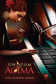 Um Tom Acima