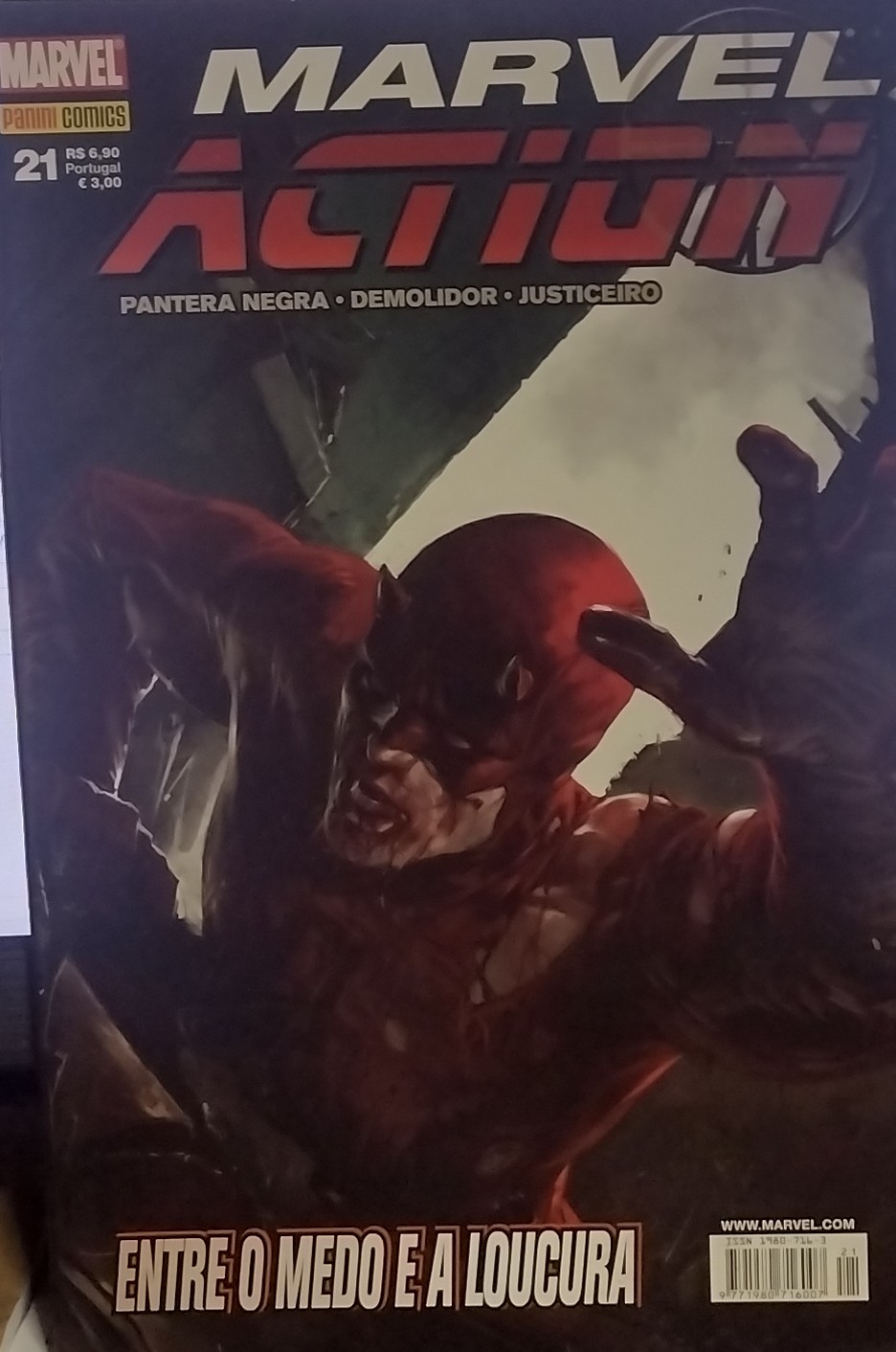 Entre o Medo e a Loucura V. 21 - Marvel Action