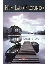 Num Lago Profundo