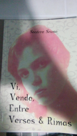 Vi, Vendo, Entre Versos & Rimas