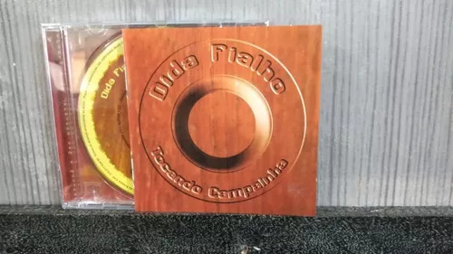 Dida Fialho — Tocando ;capainha