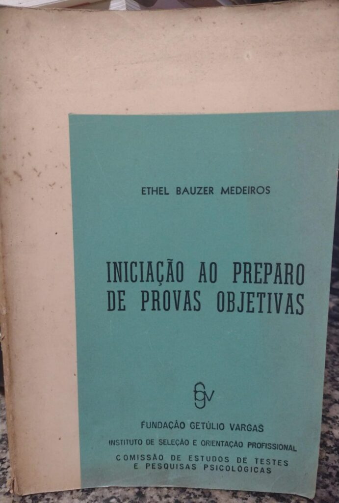 Iniciação ao preparo de provas objetivas
