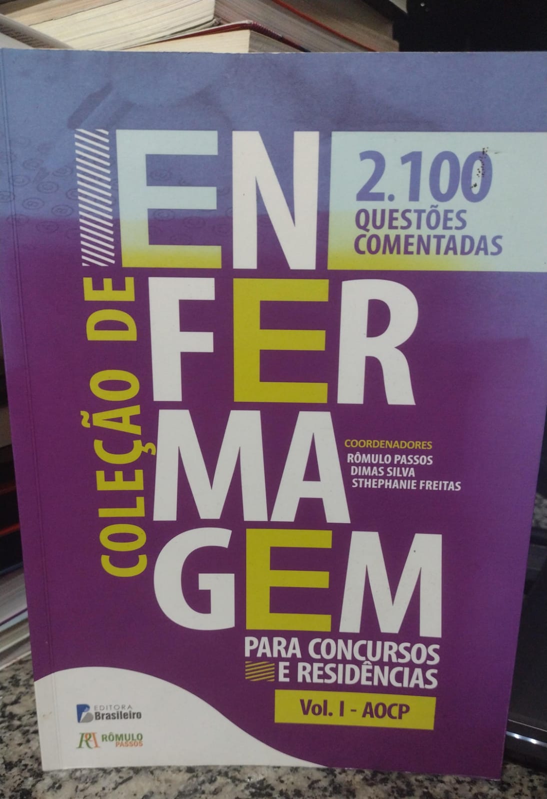 Colecao De Enfermagem Para Concursos De Residencias v.01