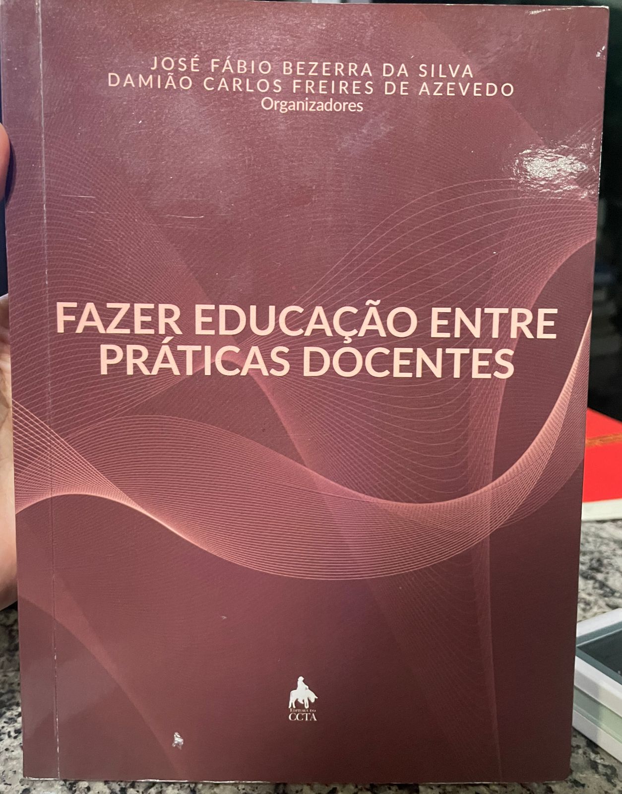 fazer educação entre prática docentes