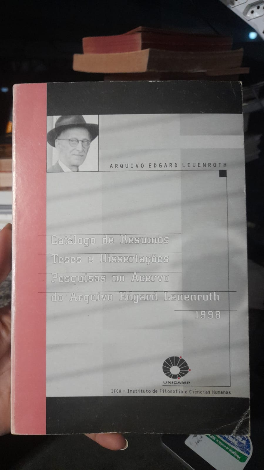 Catalogo de resumos teses e dissertacoes pesquisas no acervo do arquivo edgard levenroth