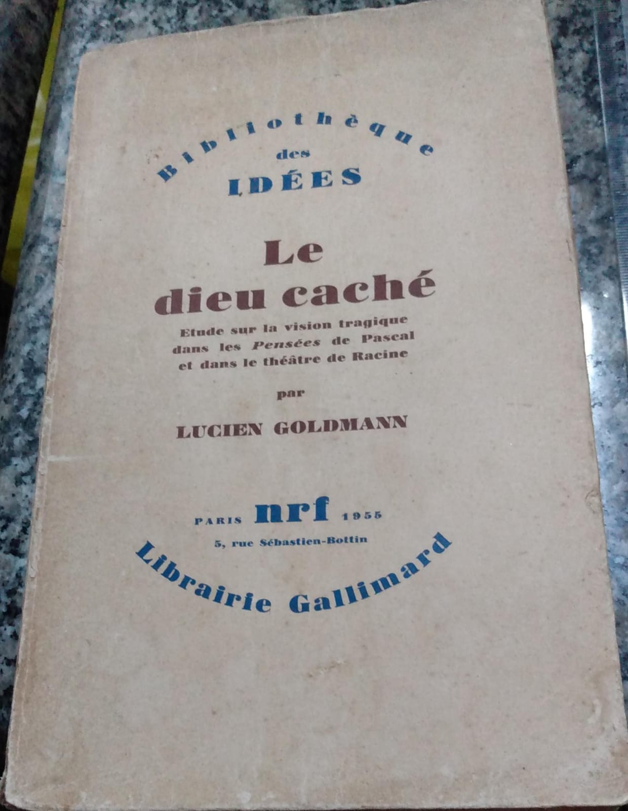 Le Dieu caché- Etude sur la vision tragique duas les Pensées de Pascal et das le théâtre de Racine