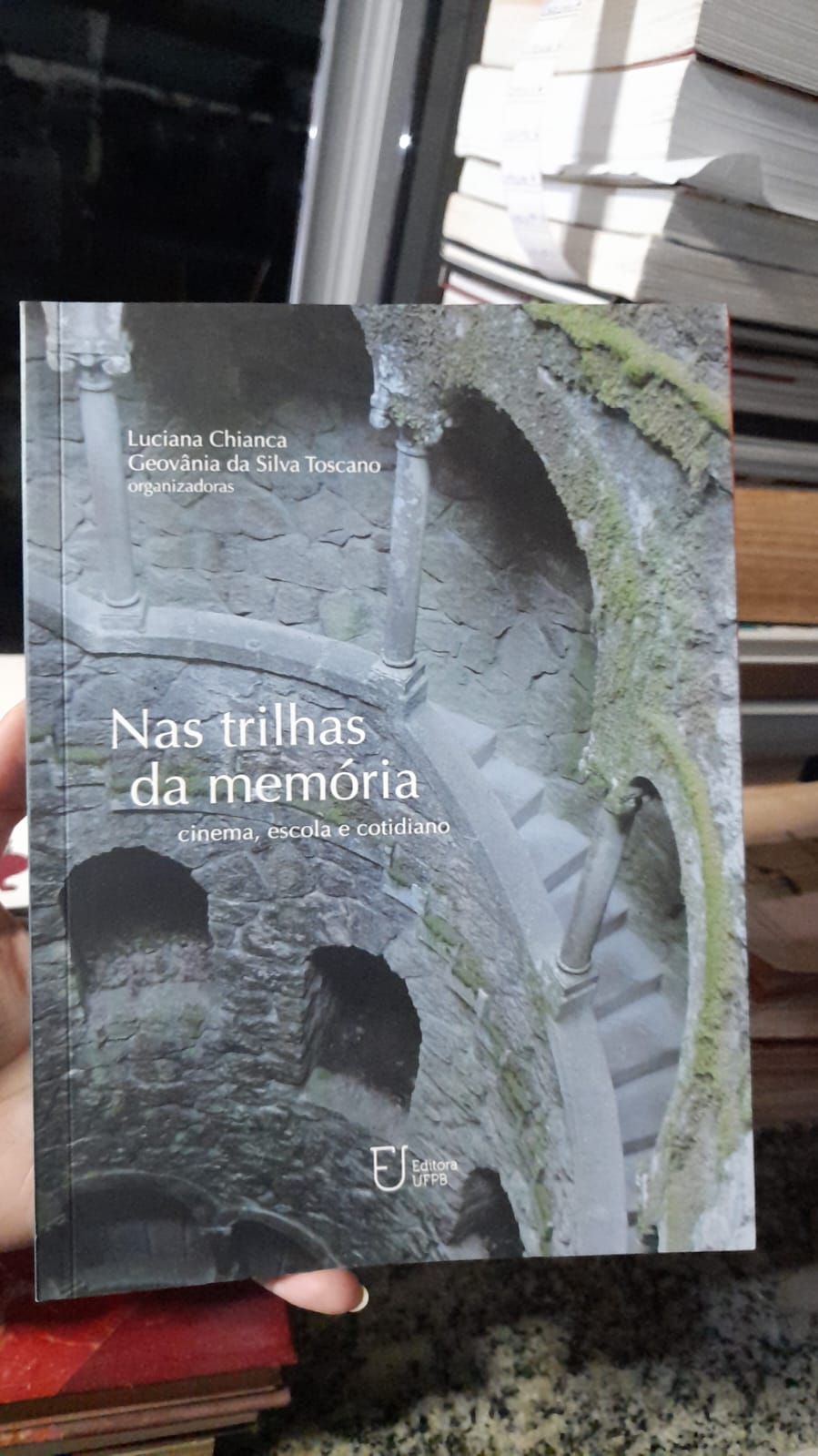 Nas trilhas da memoria - Cinema, escola e cotidiano