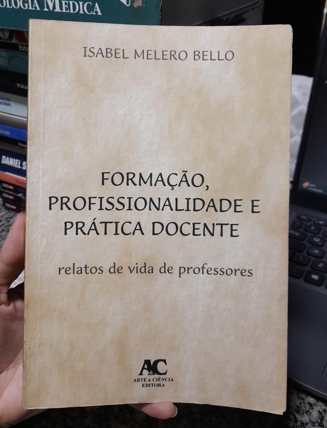 Formação, Profissionalidade E Prática Docente - Relatos De Vida De Professores