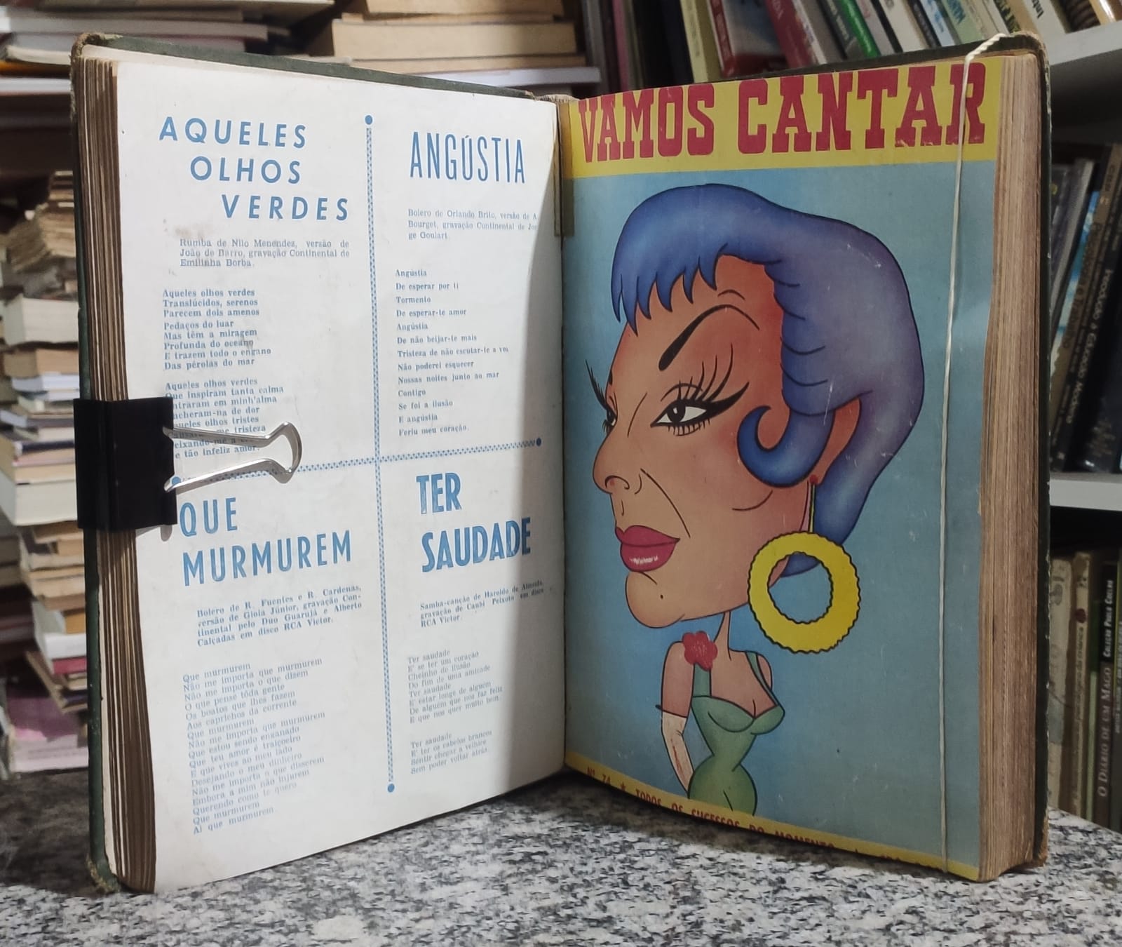 Revista Vamos Cantar nº 60; 62 a 67; 73 a 81; 84 a 93 (26 revistas encadernadas)