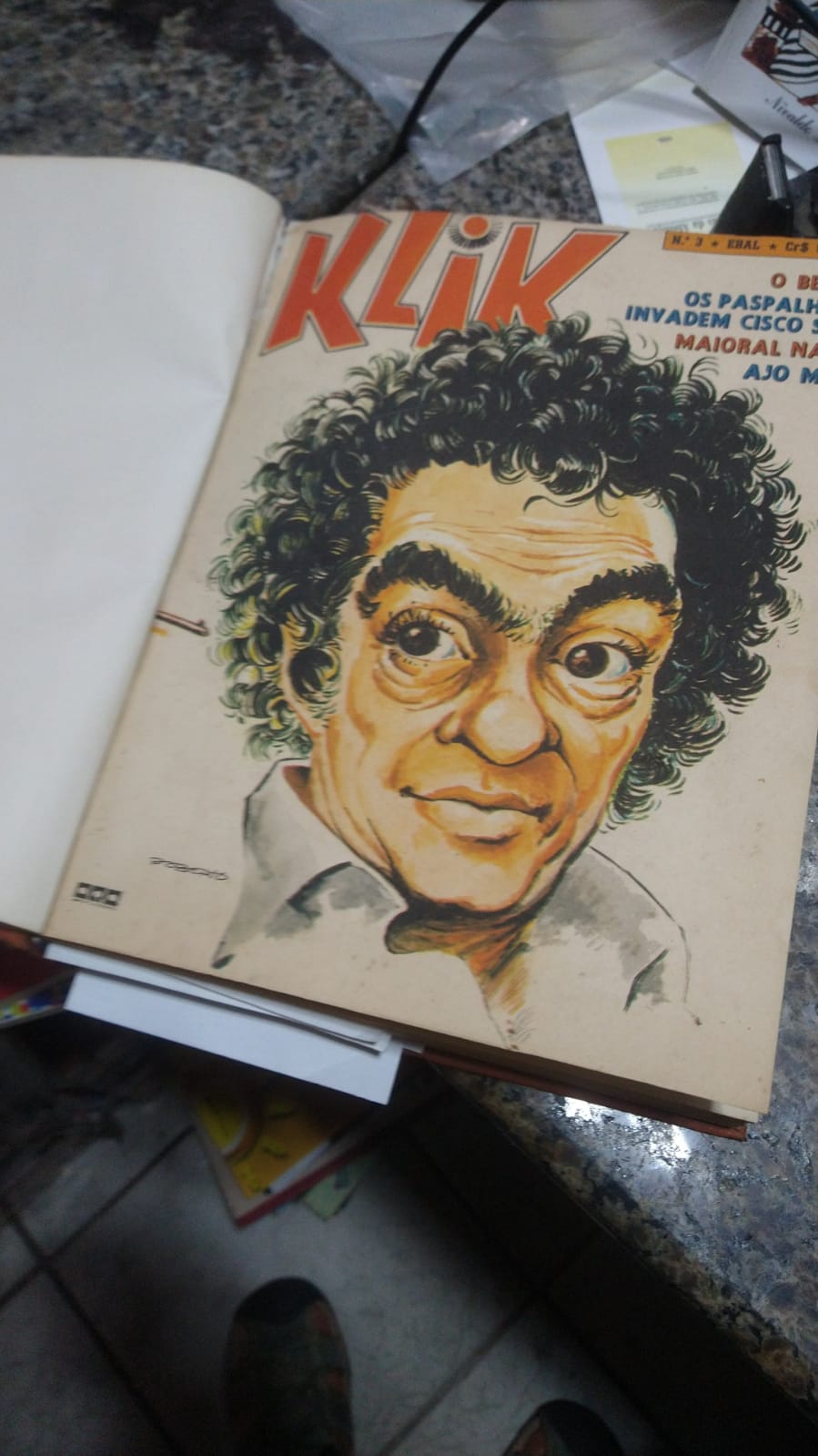 Revistas da década de 70: Klik, Plop, Pancada, Crazy, Satus e Med. Nove raridades encadernadas.