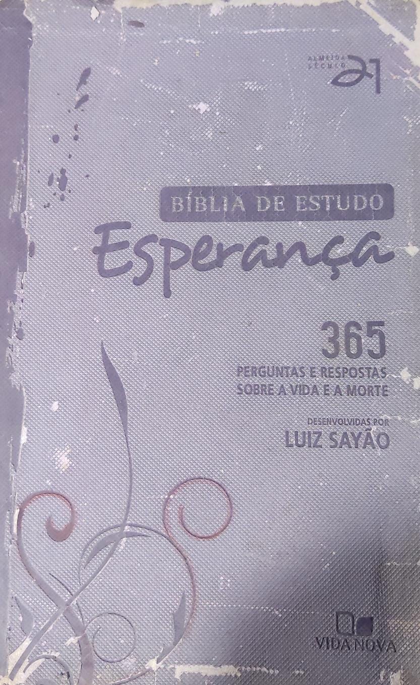 Bíblia de Estudo Esperança - Capa Preta: 365 Perguntas e Respostas Sobre a Vida e a Morte