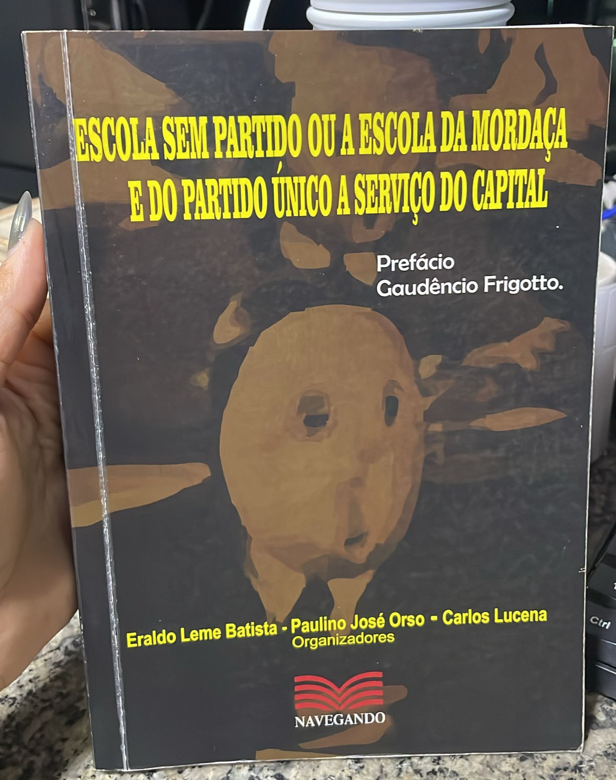 escola sem partido ou a escola da mordaça e do partido único a serviço do capital
