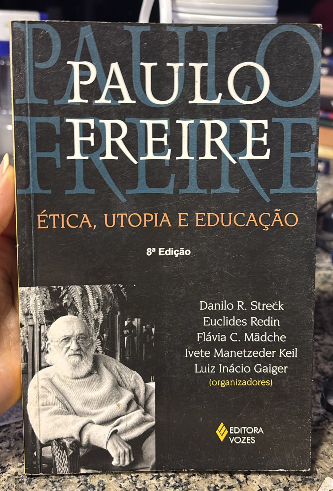 Paulo Freire - Ética, utopia e educação