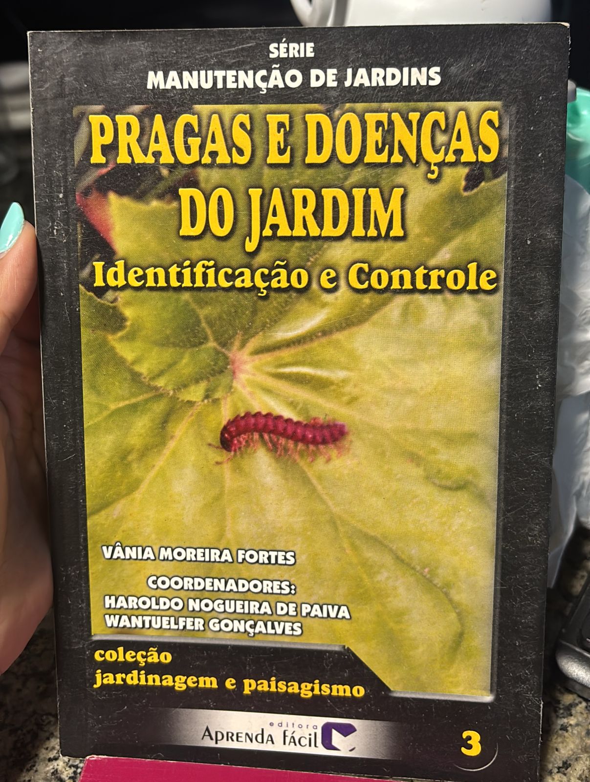 pragas e doenças do jardim - identificação e controle