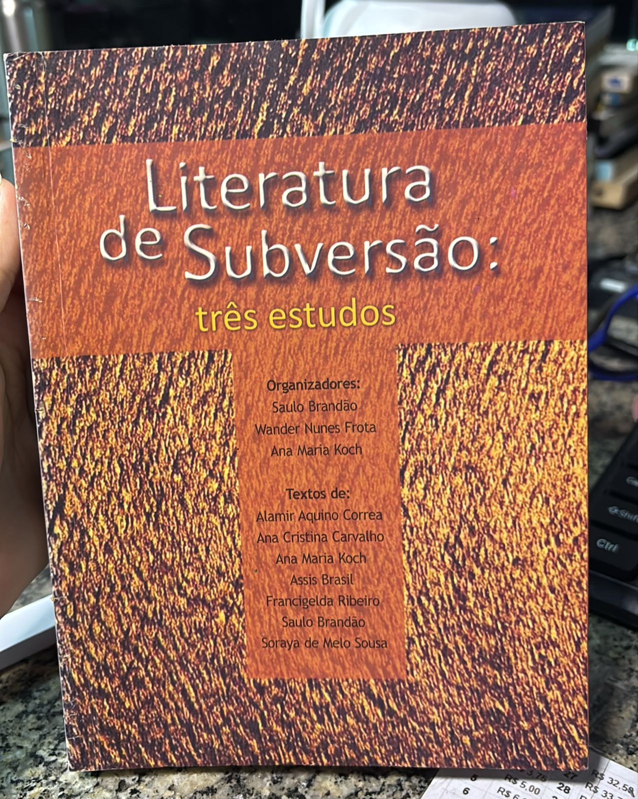 Literatura de subversão - três estudos